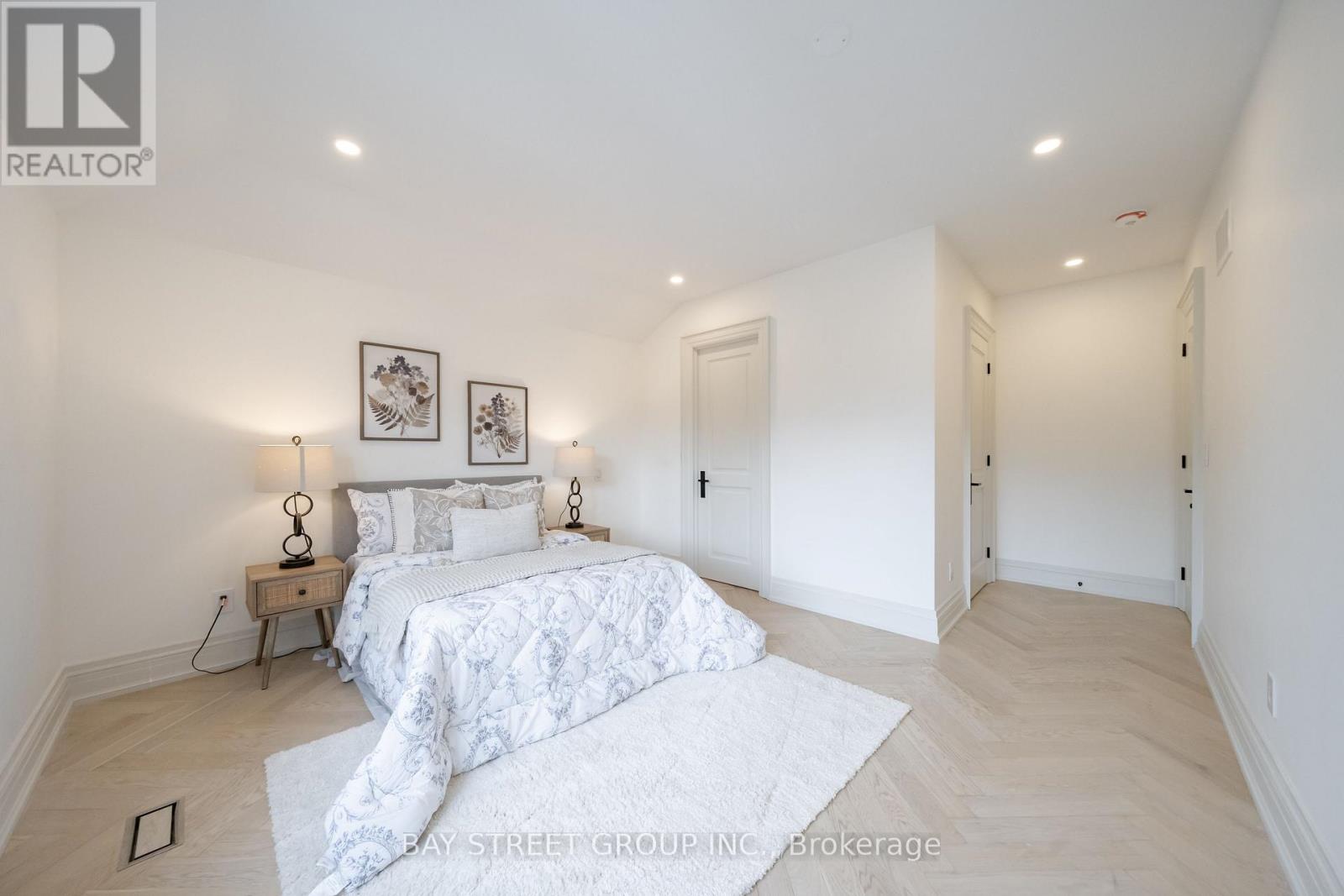 9 GAYLORD DRIVE - Image 32