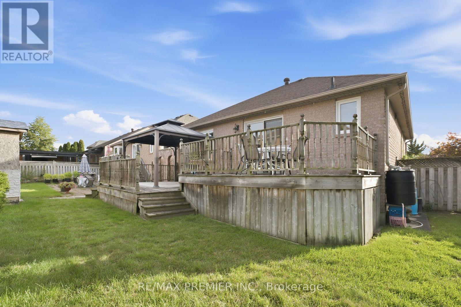 9 SANT FARM DRIVE - 37