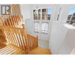 9 Sant Farm Drive, Caledon, ON L7E1T7 Photo 8