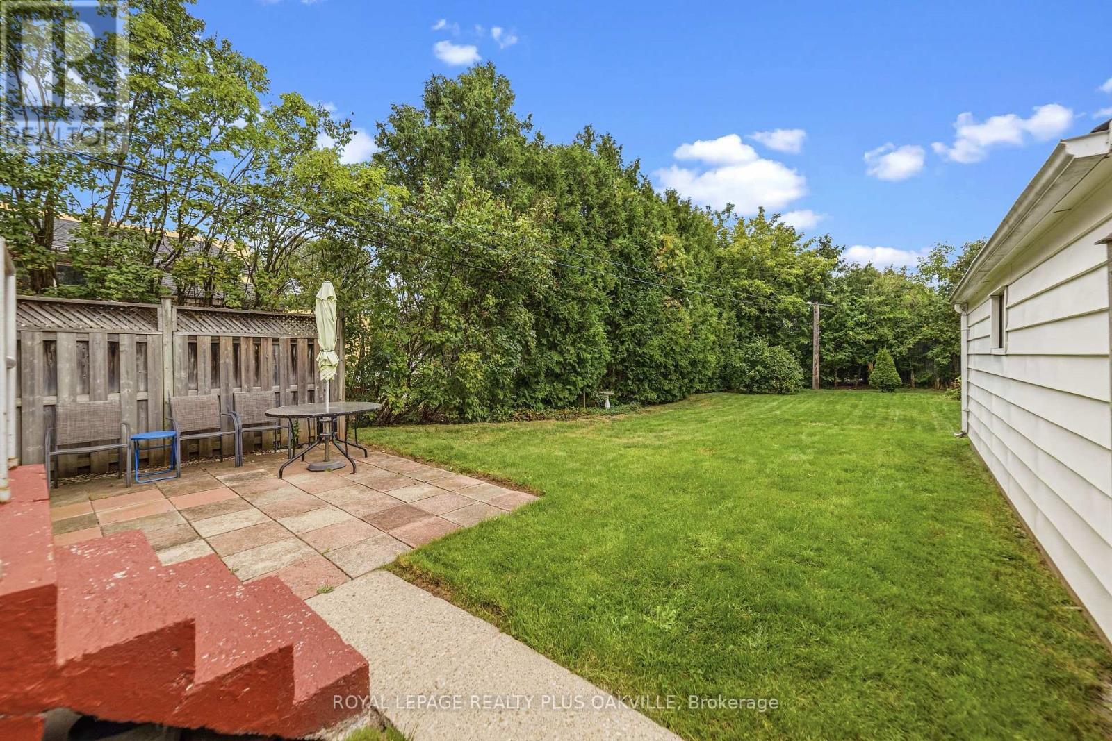 243 JENNINGS CRESCENT - 23