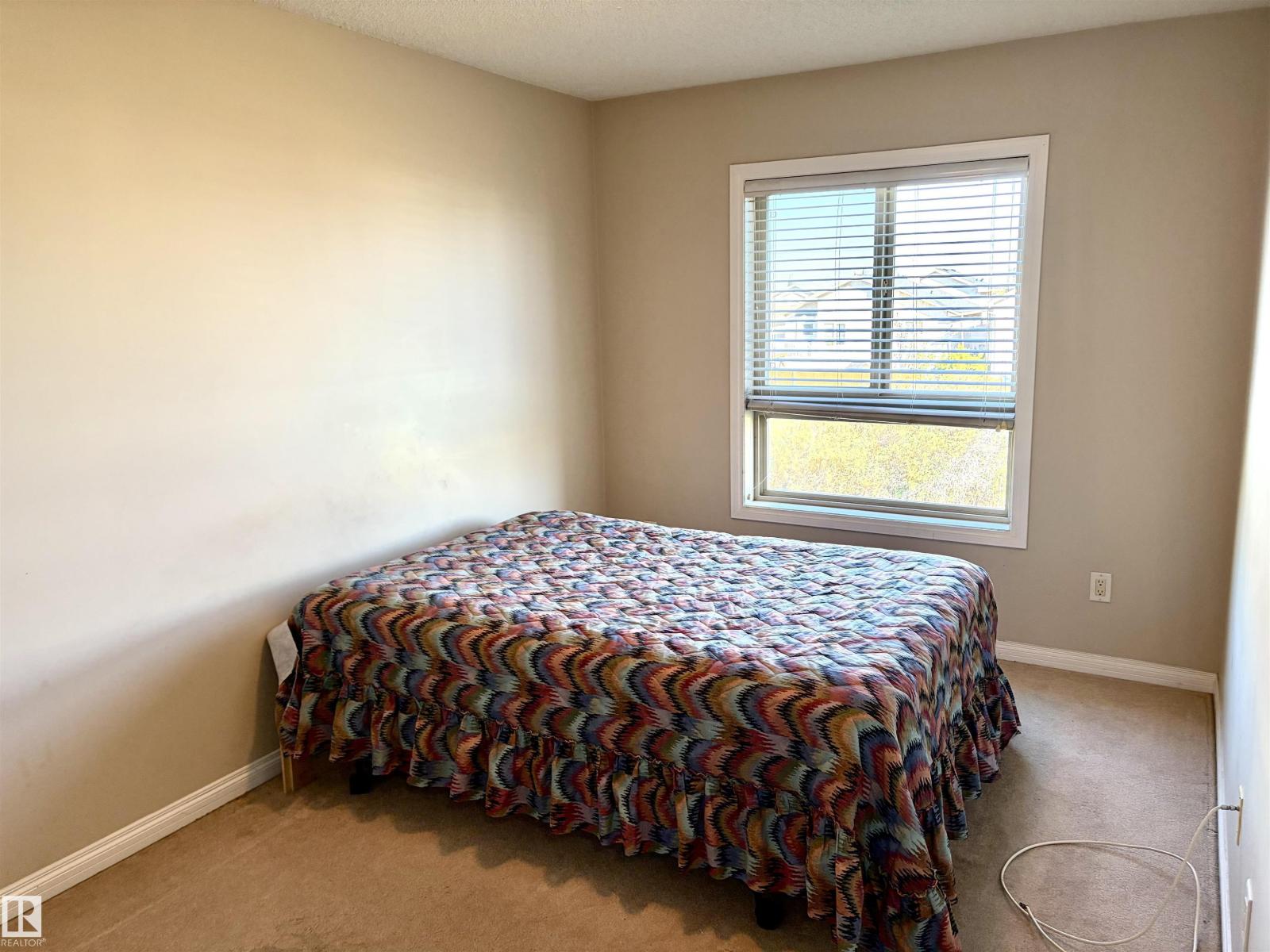 #17 16317 64 ST NW - 23
