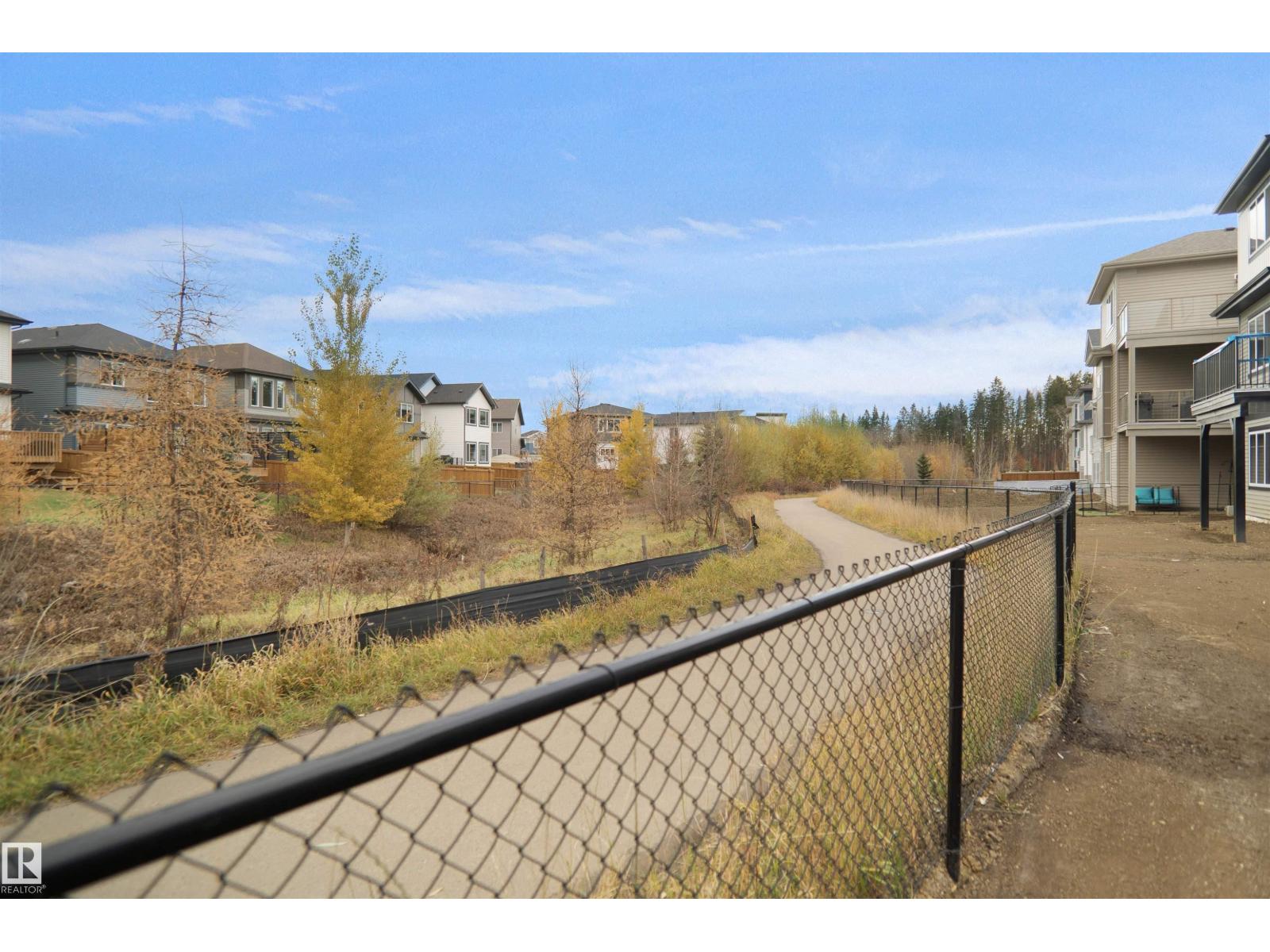 83 MEADOWGROVE LN - 42
