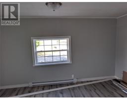 102 Marine Drive thumbnail 16