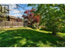 1930 Gillian Pl, Campbell River, BC V9W6B6 Photo 36