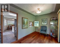 1930 Gillian Pl, Campbell River, BC V9W6B6 Photo 12