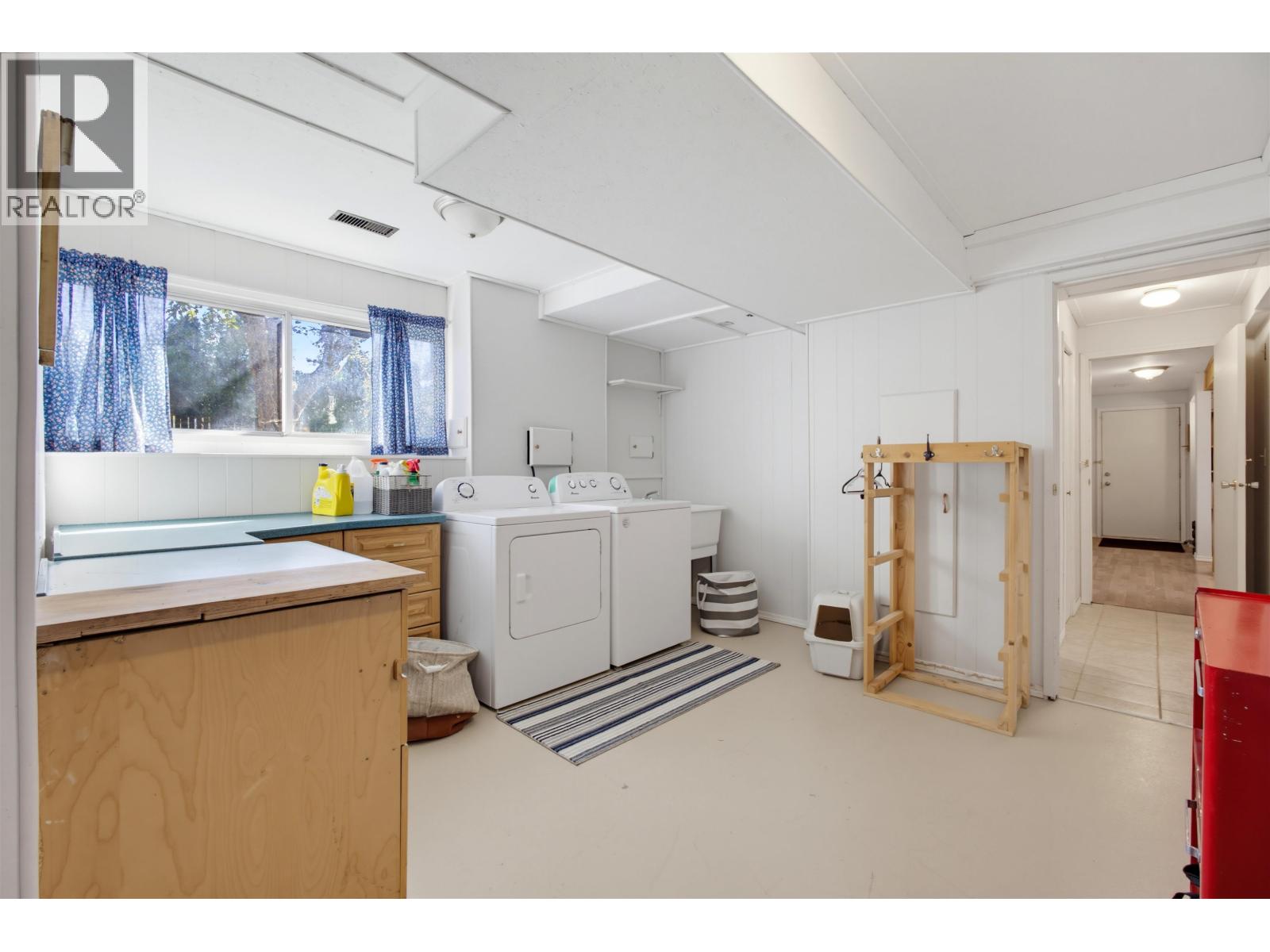 460 DODWELL STREET - Image 16