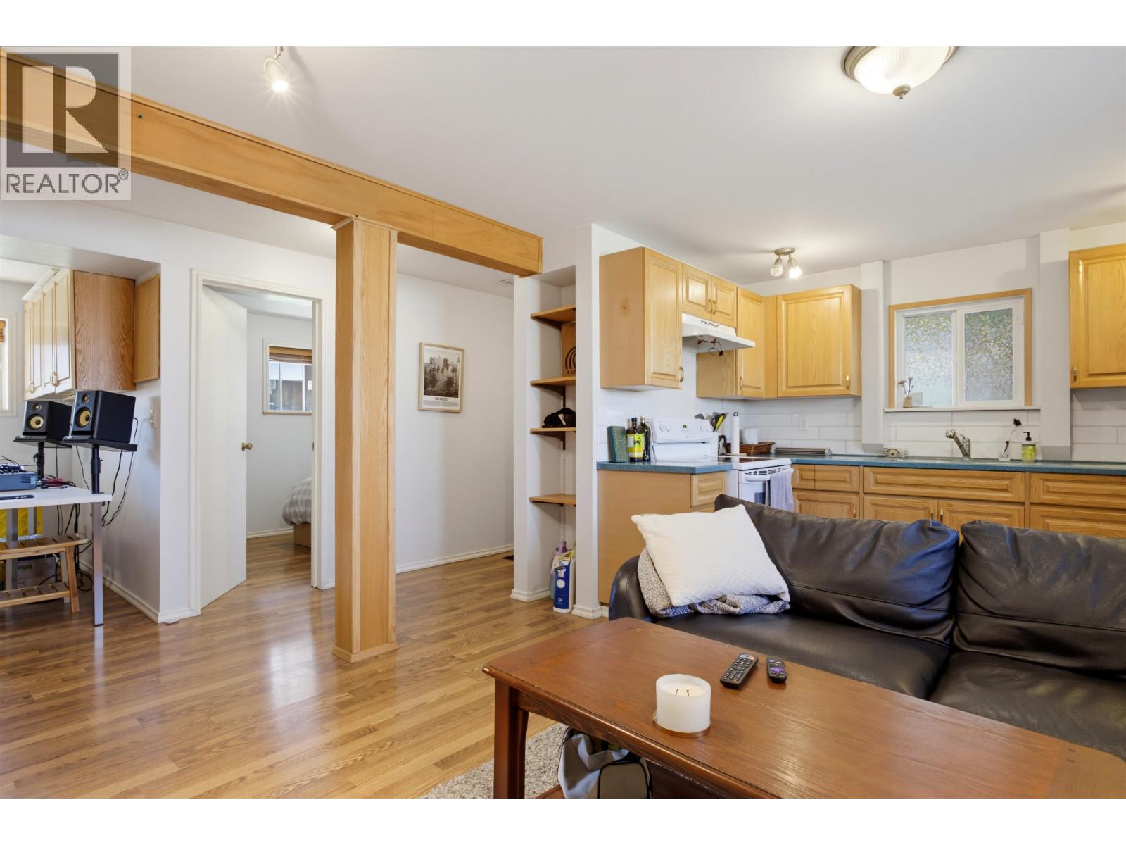460 DODWELL STREET - 17