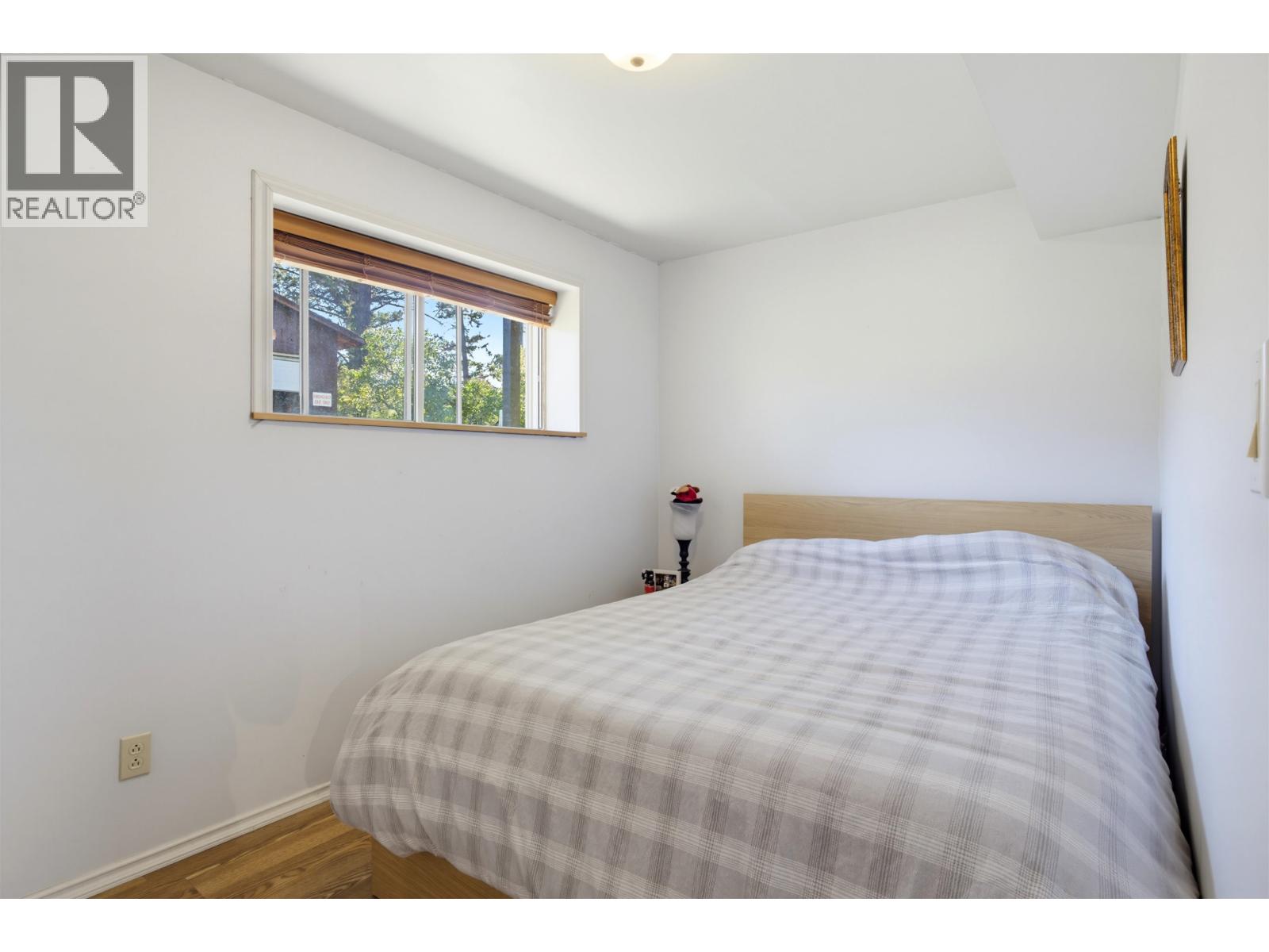 460 DODWELL STREET - Image 22