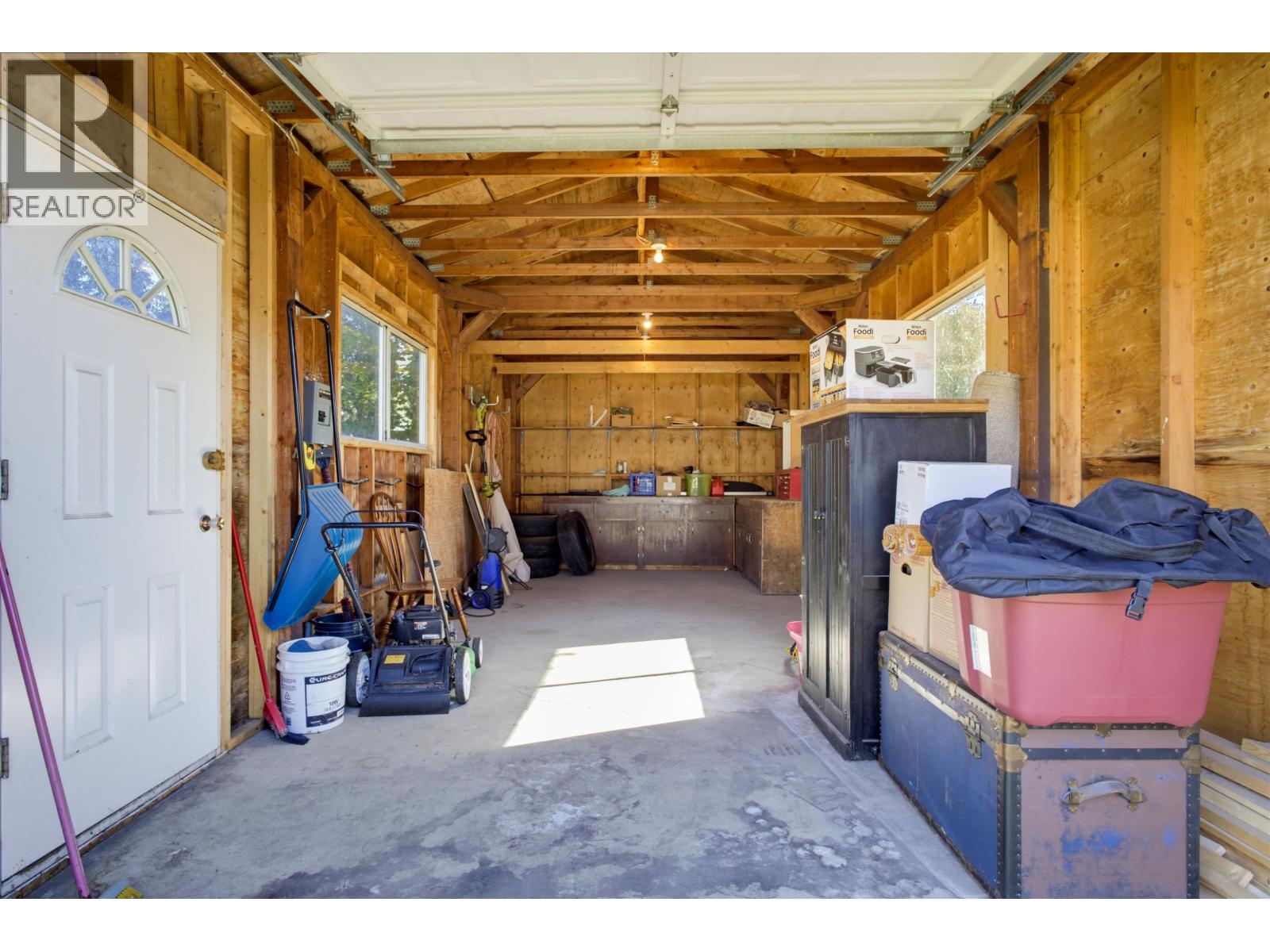 460 DODWELL STREET - Image 25