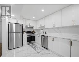 521 Falconridge Crescent, Kitchener, ON N2K4H9 Photo 37