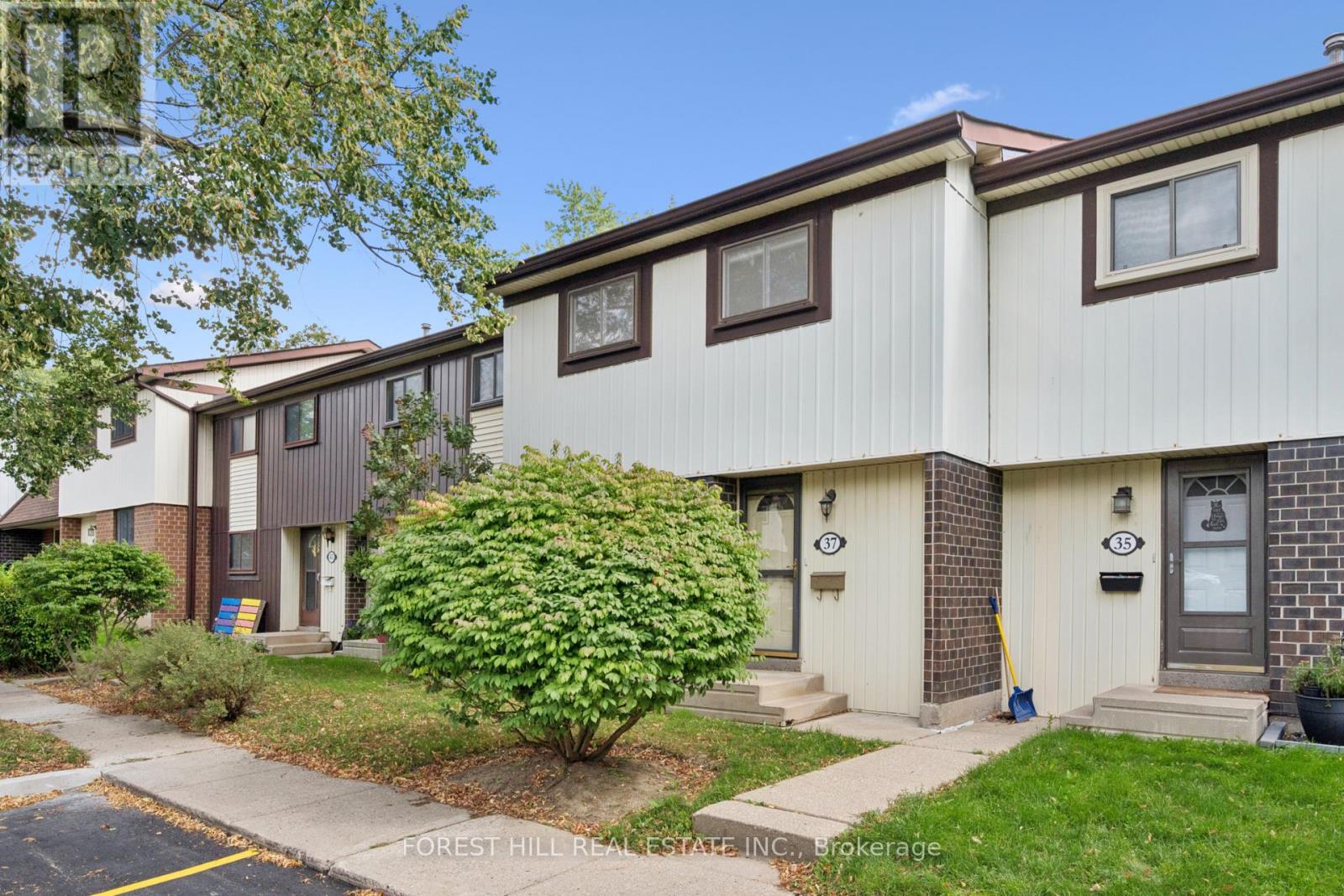 #37 45 MARKSAM ROAD - Image 4