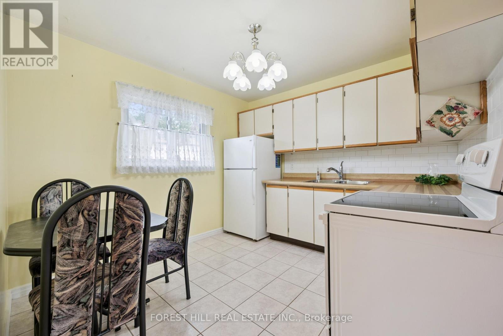 #37 45 MARKSAM ROAD - 8