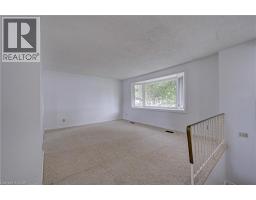 Kitchen - 602 Highpoint Avenue, Waterloo, ON N2L4N1 Photo 9