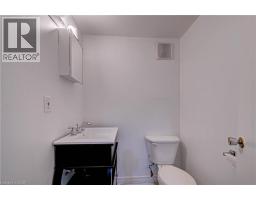602 Highpoint Avenue, Waterloo, ON N2L4N1 Photo 23