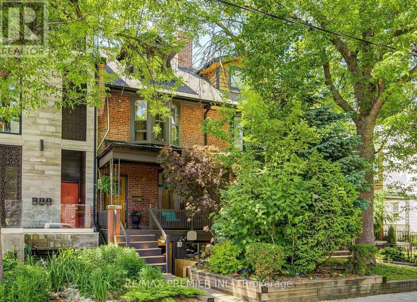 Photo of 224 Lippincott Street