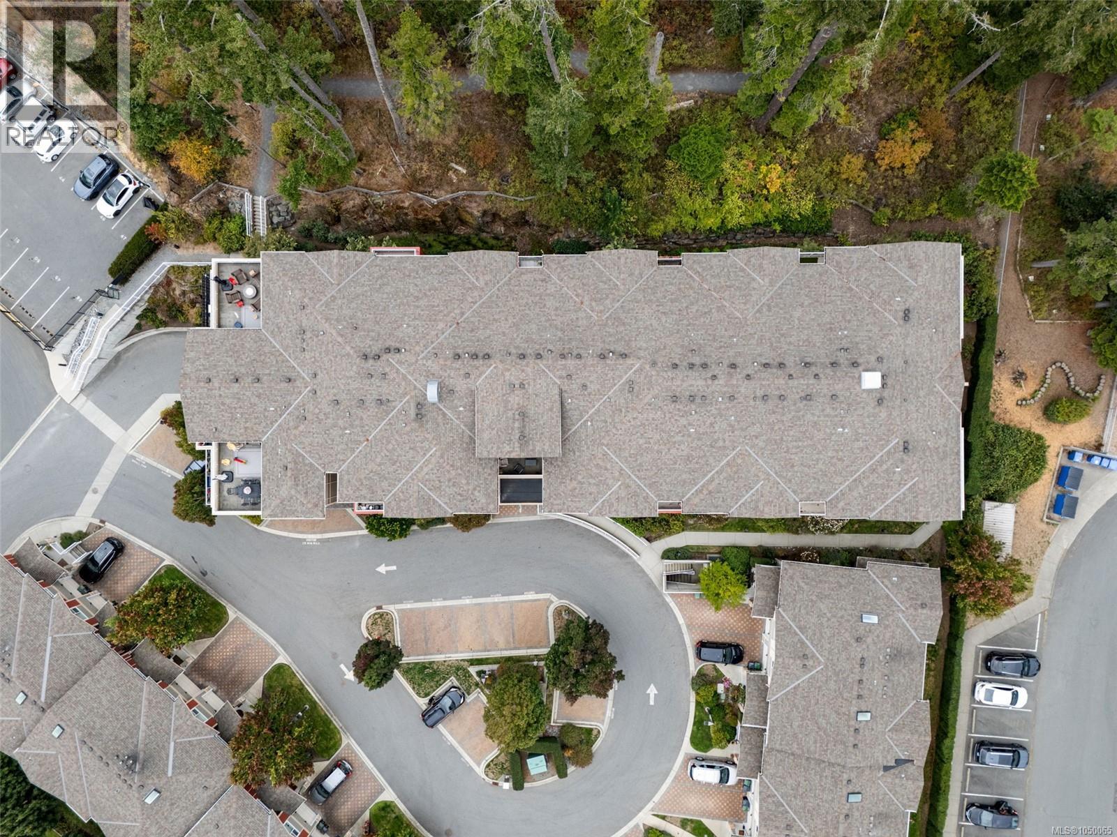 #306 1900 Watkiss Way - 23