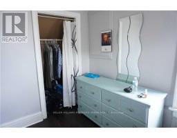 Upper - 591 Jane Street, Toronto, ON M6S4A3 Photo 8