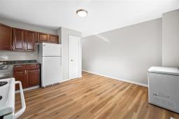 84 Marlow Court, Winnipeg, MB R2P0A4 Photo 11