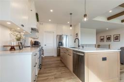 196 Wyndham Estate Drive, Steinbach, MB R5G2Y9 Photo 12
