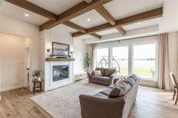 196 Wyndham Estate Drive, Steinbach, MB R5G2Y9 Photo 16