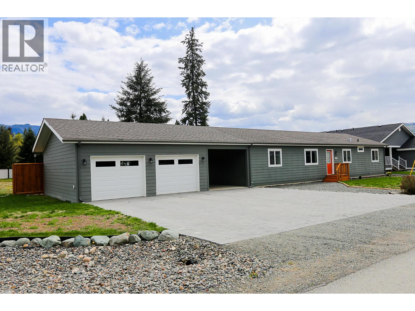 Property for sale at 440 Siska Drive