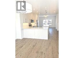 4pc Bathroom - 245 Walcrest Way Se, Calgary, AB T2X4L7 Photo 12