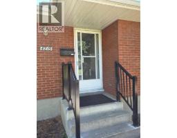 4215 Villa Crescent Nw, Calgary, AB T2L2K2 Photo 13