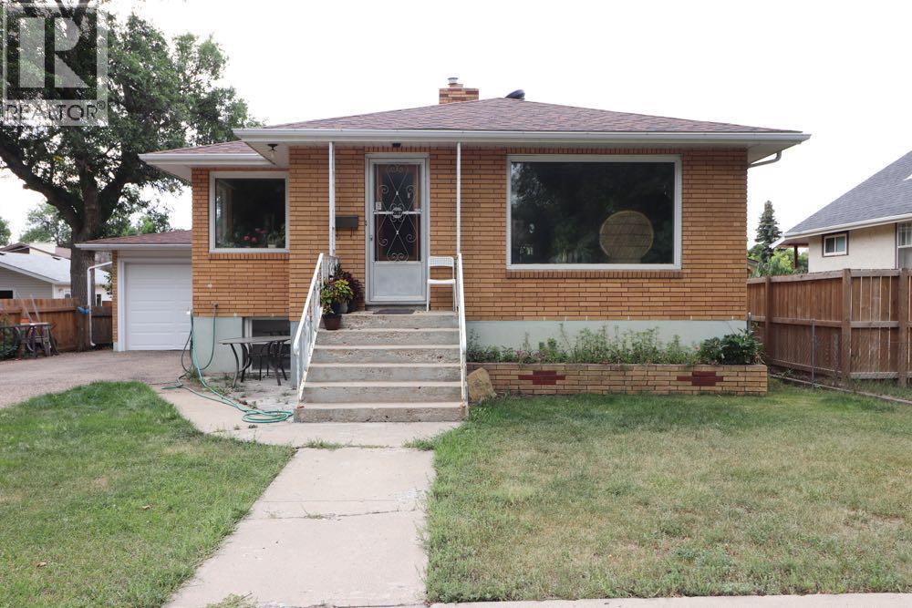 267 3 Street NW - 1