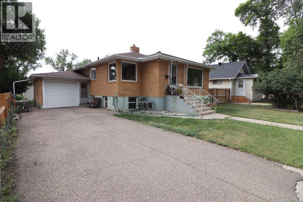 267 3 Street NW - 2