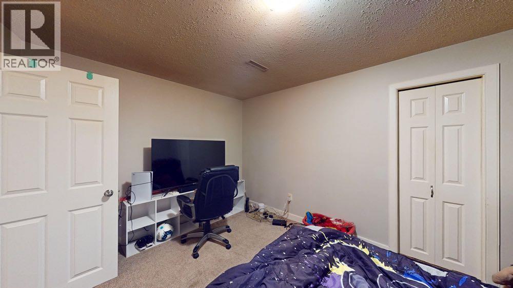 267 3 Street NW - Image 25