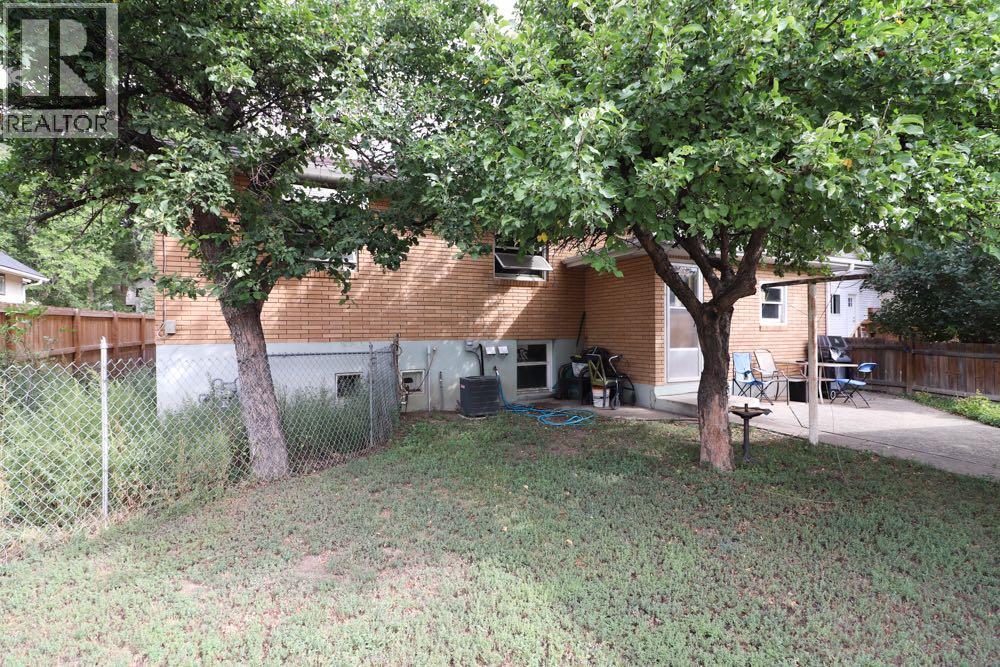267 3 Street NW - Image 28