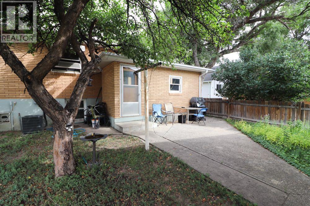 267 3 Street NW - 29