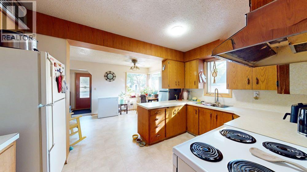 267 3 Street NW - Image 8