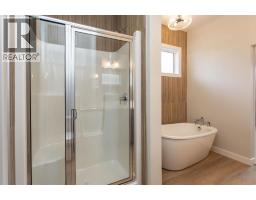 17 Tindale Place, Red Deer, AB T4P0T8 Photo 26