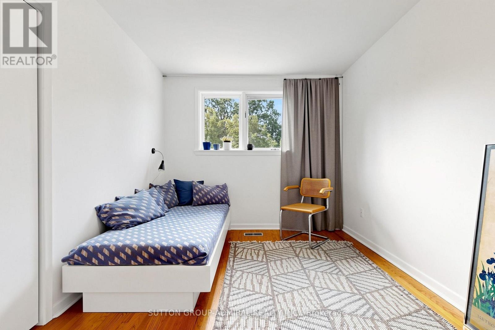 27 WARLINGHAM COURT - 17