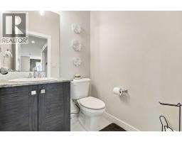 Bedroom - 10 Belmont  Sw, Calgary, AB T2X4H7 Photo 14