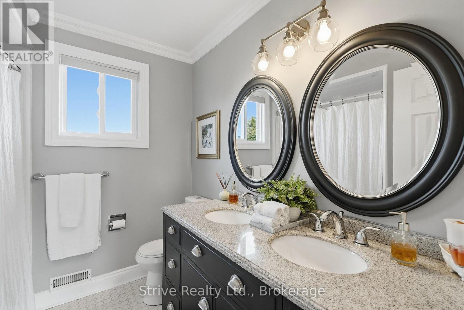 73 RHONDA BOULEVARD - Image 32