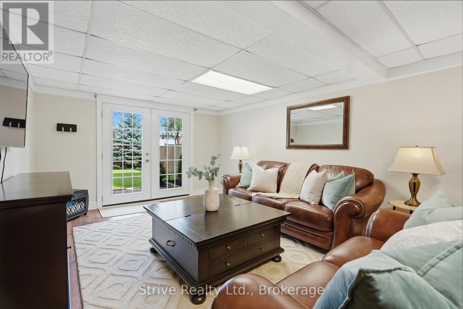 73 RHONDA BOULEVARD - Image 38