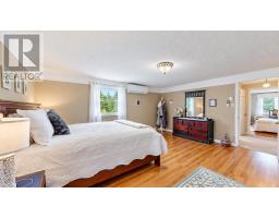 919-927 Marine Drive thumbnail 19