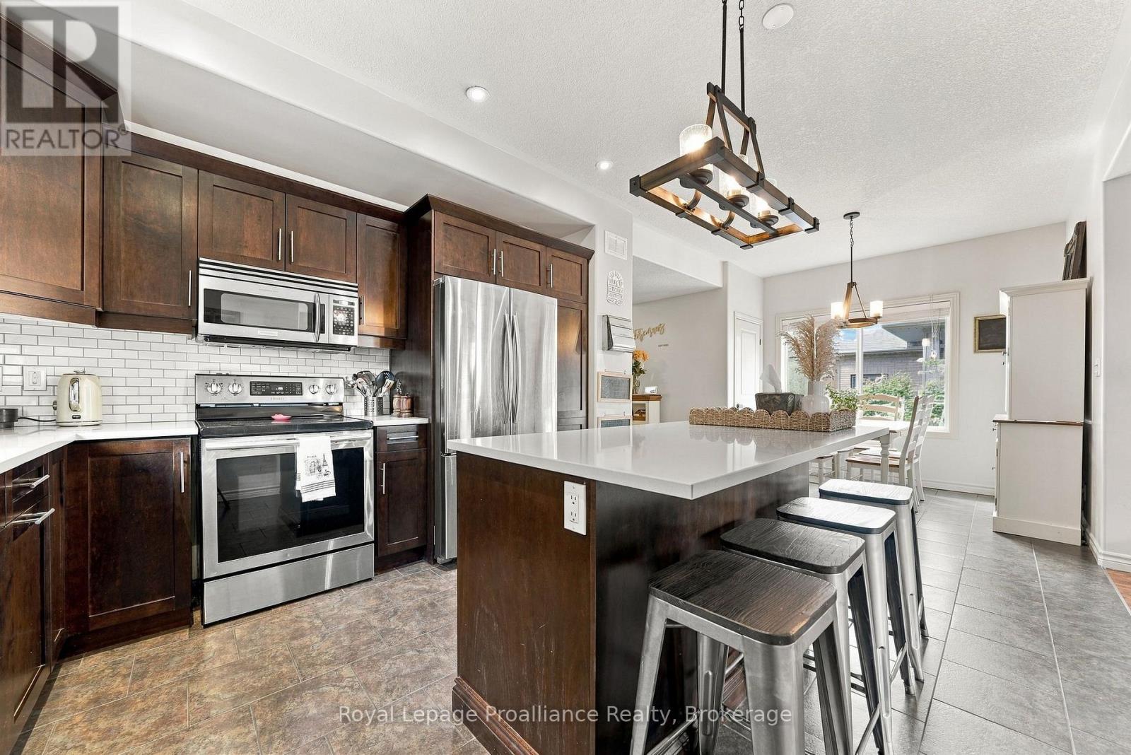 273 AVONDALE ROAD - 14