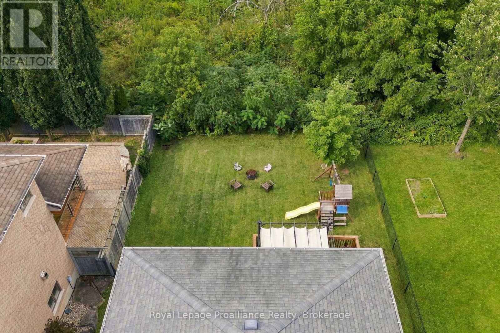 273 AVONDALE ROAD - 4