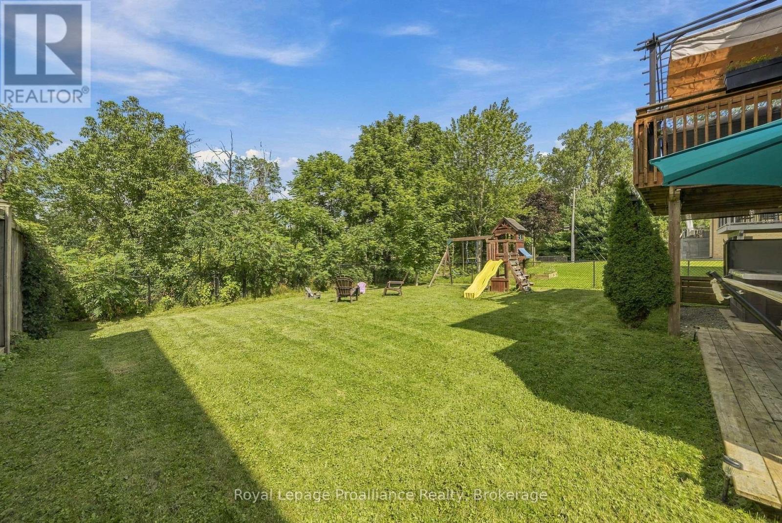 273 AVONDALE ROAD - 43