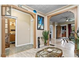Kitchen - 108 Dundas Street, Deseronto), ON K0K1X0 Photo 9