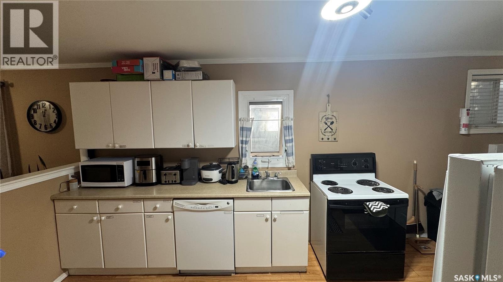 225 Toronto STREET - 8