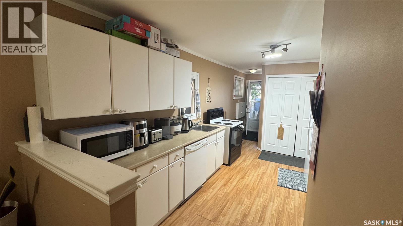 225 Toronto STREET, Regina — photo 9