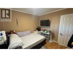 225 Toronto Street, Regina, SK S4R1M1 Photo 15