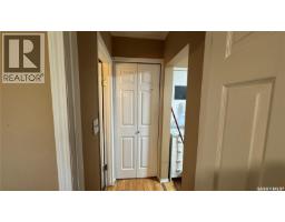225 Toronto Street, Regina, SK S4R1M1 Photo 18