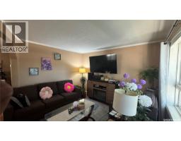 225 Toronto Street, Regina, SK S4R1M1 Photo 7
