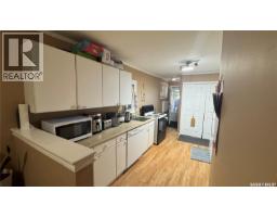 225 Toronto Street, Regina, SK S4R1M1 Photo 9