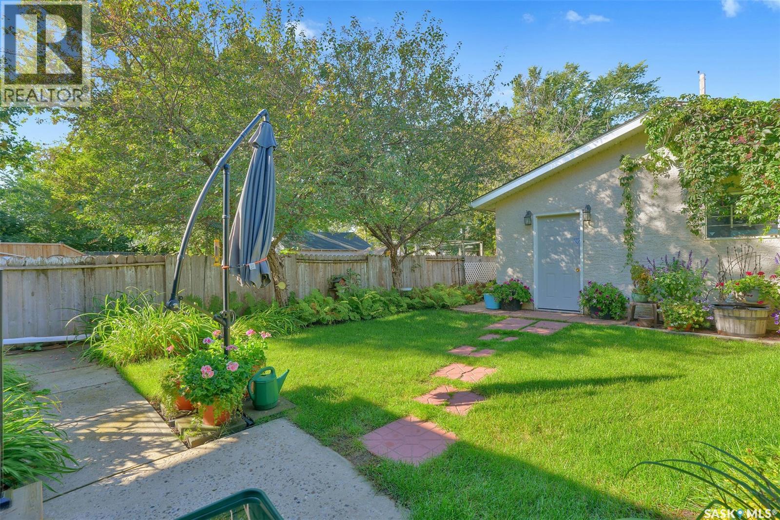 2124 Princess STREET - 43